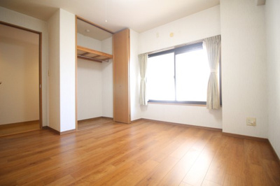 【洋室】 | グランメール弓之町