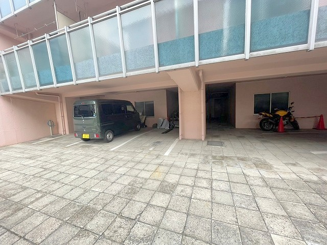 淀川チェリーハイツの駐車場