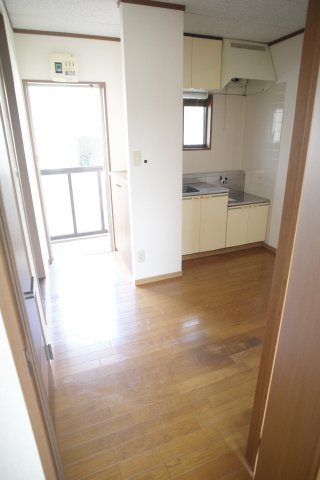 【キッチン】 | グレイスエミネンス | キッチンスペースも広々。嬉しい。