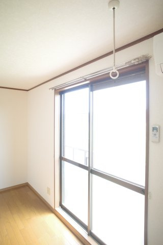 【内装】 | グレイスエミネンス | 室内物干し設備もご用意。