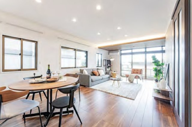 横浜市港南区下永谷2丁目 中古戸建て【仲介手数料半額】カースペース2台