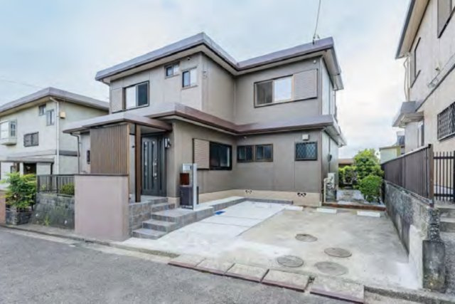 横浜市港南区下永谷2丁目 中古戸建て【仲介手数料半額】カースペース2台の外観