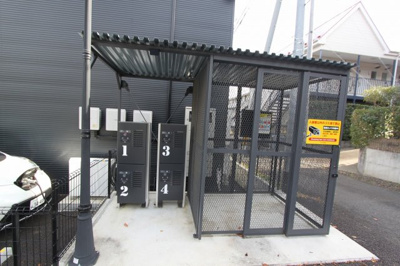 【その他共用部分】 | GLB向山 | 宅配BOX、ゴミ置き場