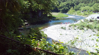 【外観】 | 二俣尾２丁目売地 | 売地側からみた対岸です★河川敷へ降りることも可能です。