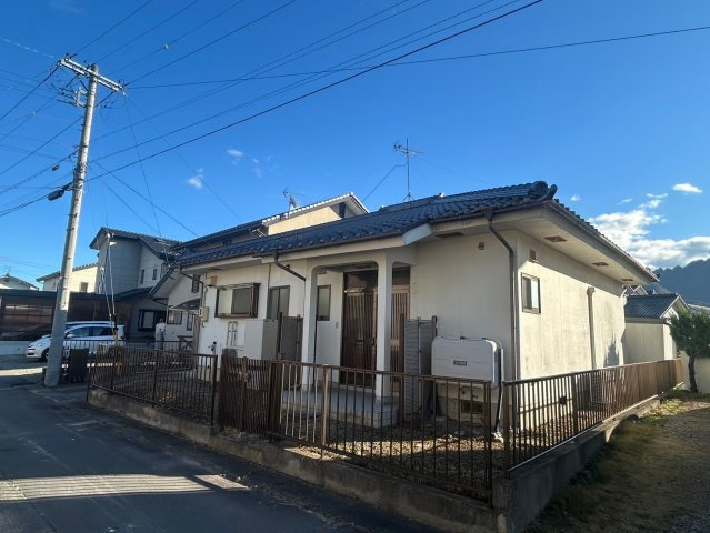 中古戸建　上田市中野の外観