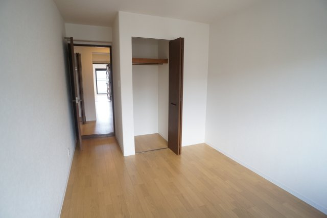 サーパス逆瀬川の内装