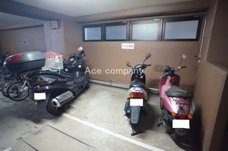 【その他共用部分】 | 【バイク置き場】