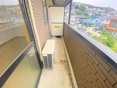 【バルコニー】 | フォブールトロワ向井 | お洗濯にも便利なバルコニー付き