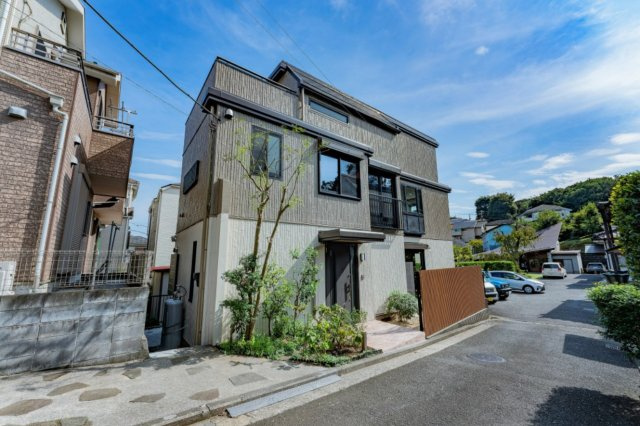 横浜市鶴見区獅子ヶ谷2丁目 中古戸建て【仲介手数料半額】の外観