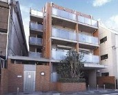 【外観】 | 鉄筋コンクリート造のがっちりとした建物。