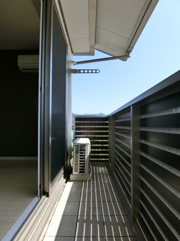 【バルコニー】 | シャーメゾン・パディ | 203の写真（間取反転タイプ：イメージ）