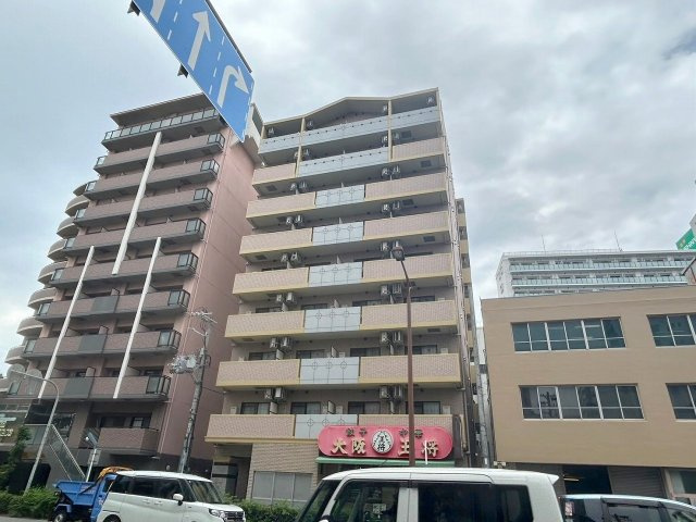 エレーヌ十三の外観