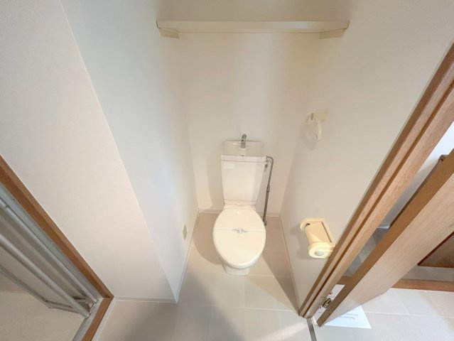 エレーヌ十三のトイレ