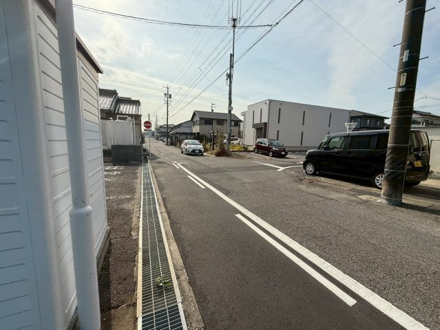 高倉町三丁目マンションの周辺