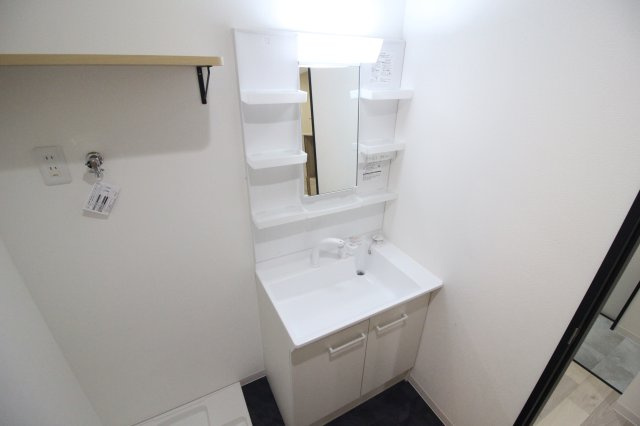 【洗面所】 | Mew Style Apartments