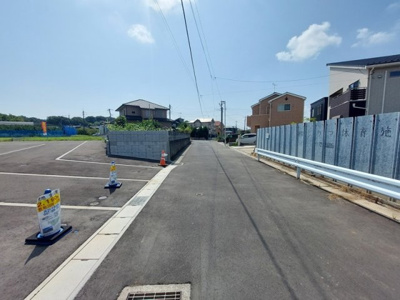 【前面道路含む現地写真】 | 柏井町3丁目　5区画　２号地