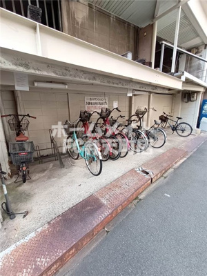 【その他共用部分】 | 合川マンション | 自転車置場があります