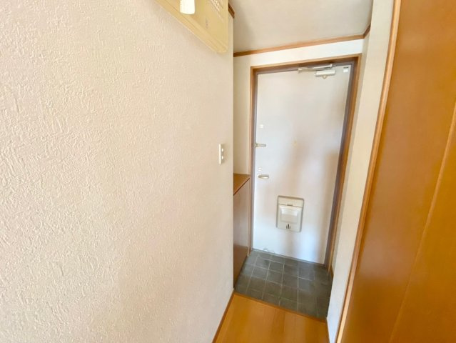 ワイズ東別院の玄関