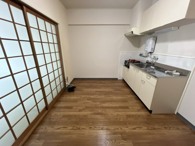 クロバーハイツの居間・リビング