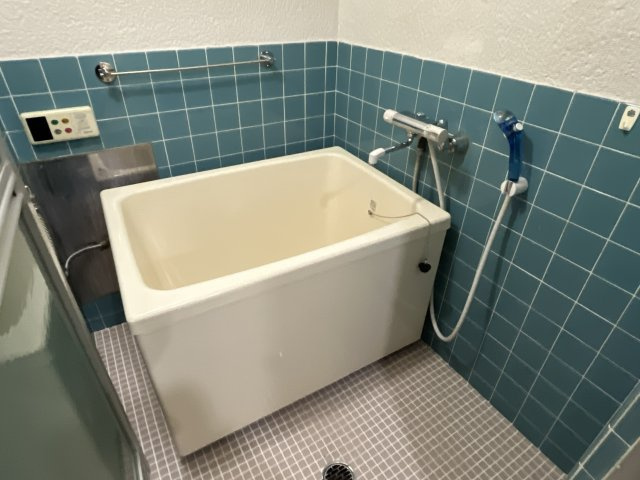 クロバーハイツの浴室