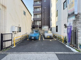 【外観】 | 2024年11月22日撮影
現在駐車場として運用中です。