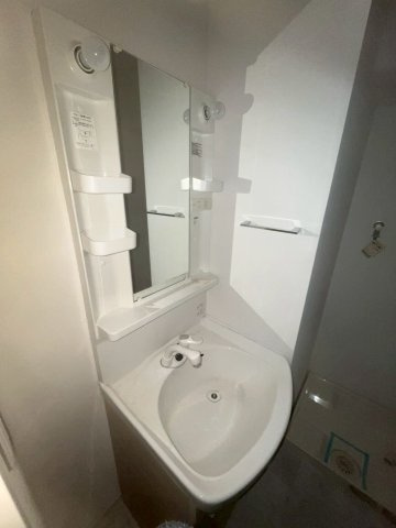 インベスト北梅田の洗面所