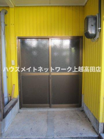 ひまわり倉庫のエントランス|倉庫入口