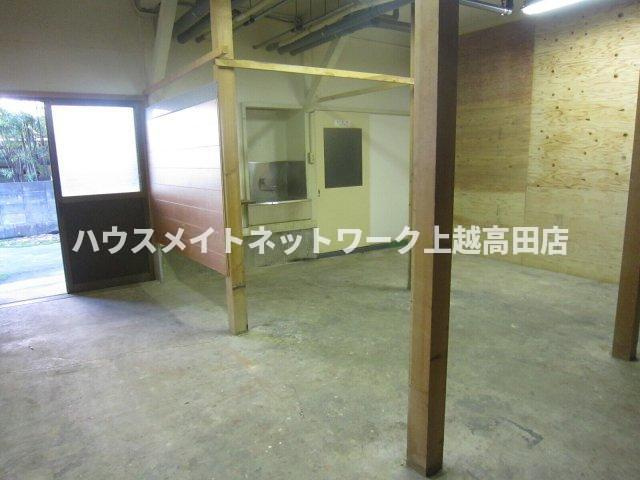 ひまわり倉庫の内装|内観