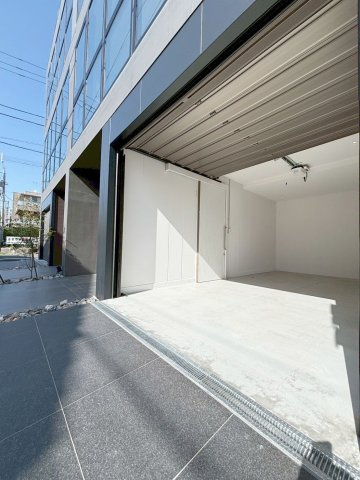 The Residence 駒沢公園「防音室」の駐車場|駐車場です