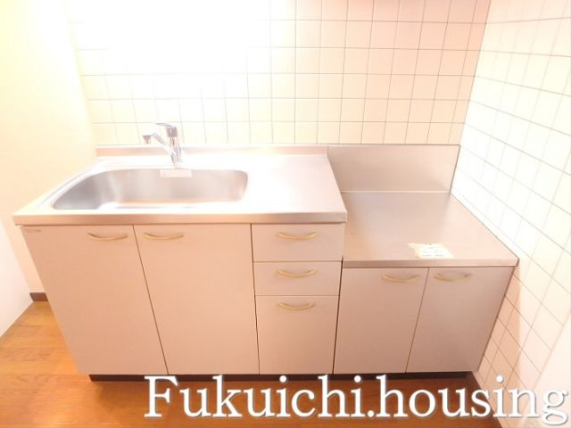 サンテラス弐番館のキッチン