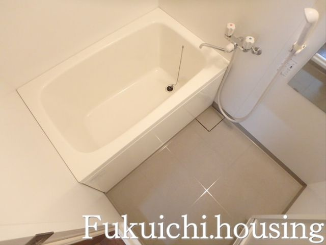 サンテラス弐番館の浴室