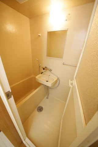 コーポソレイユの浴室