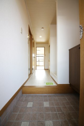 コーポソレイユの玄関