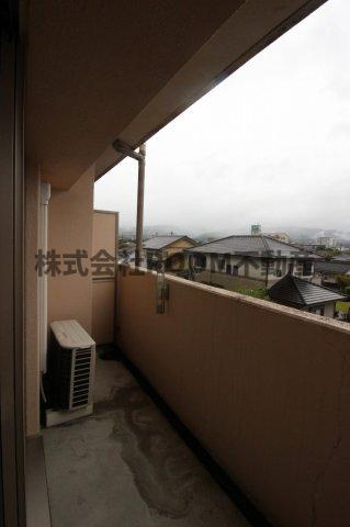 あいらんど早水のバルコニー|暖かな日差しのふりそそぐバルコニー