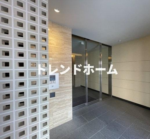 プラシード新町のエントランス|選べる家電プランあり！！