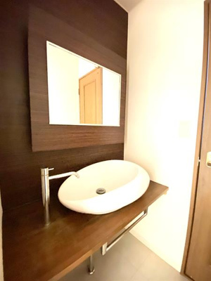 【洗面所】 | Ｃ－２ビル | 洗面台もついてます