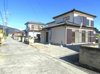 【前面道路含む現地写真】 | 前面道路含む現地写真です