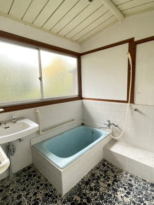 【浴室】 | 西伯郡南部町天萬中古戸建