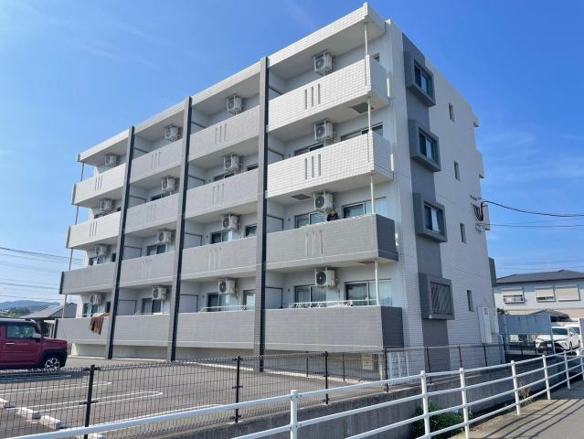 サザンクロスの外観