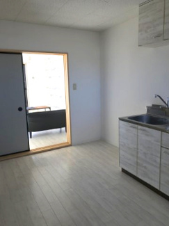 【居間・リビング】 | メゾンリトルウッズA