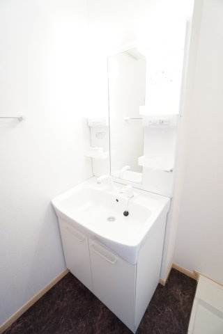 【独立洗面台】 | エアリーI | ※同物件・同タイプの写真です。
