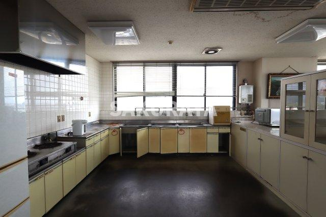 あしかがビルの内装|2024年11月撮影。