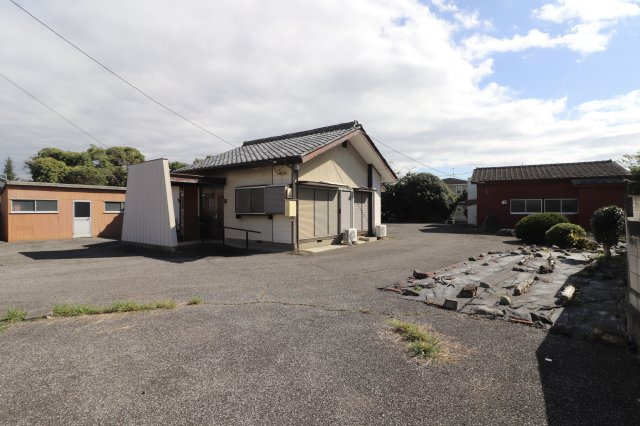 足利市葉鹿町の中古一戸建の外観