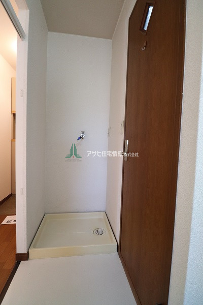 グレース小森野の内装|室内に洗濯機置場ありますよ♪