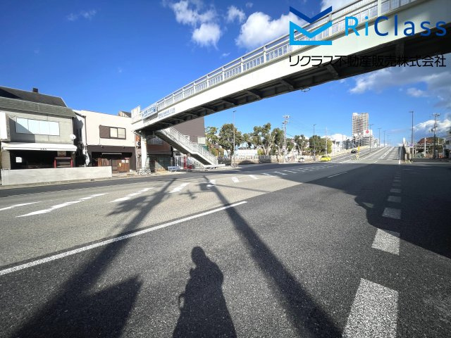 ライオンズマンション須磨マリンビューの周辺|マンション前の道路です