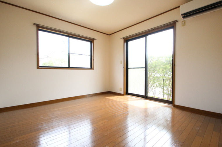 エコパラダイス・宗像の居間・リビング