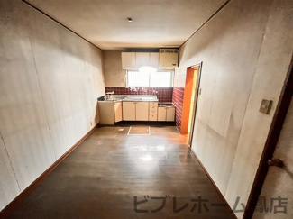 【居間・リビング】 | 和泉市尾井町戸建