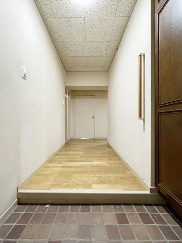 スターハイツ住吉川の玄関|落ち着いた玄関です