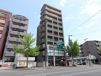 アドヴァン姪浜の外観
