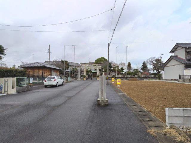 ６４３６９　岐阜市柳津町北塚分譲地の前面道路含む現地写真